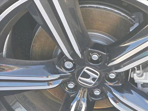 Used 2025 Honda Accord Sport image 25