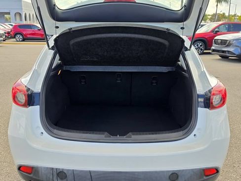 Used 2016 MAZDA MAZDA3 i Sport w/ Preferred Equipment Package FWD image 7