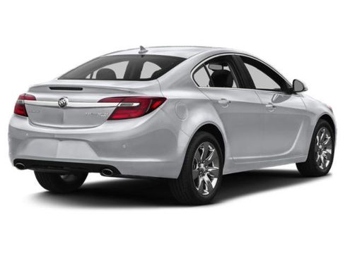 Used 2015 Buick Regal Premium w/ Experience Buick Package FWD image 2