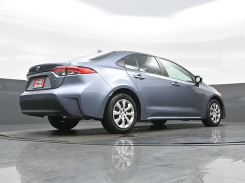 Used 2024 Toyota Corolla LE FWD image 28
