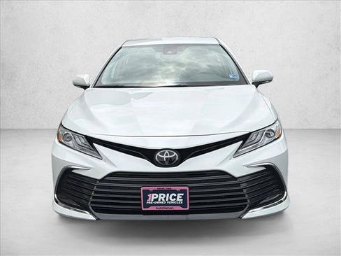 Used 2023 Toyota Camry XLE w/ Cold Weather Package AWD/4WD image 2