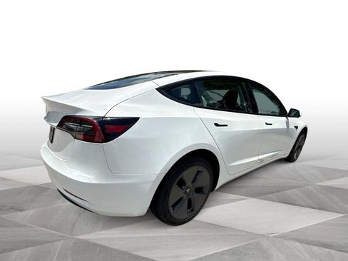Used 2023 Tesla Model 3 Standard Range RWD image 8