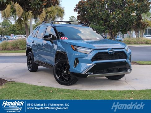 Certified 2022 Toyota RAV4 XSE AWD/4WD image 1