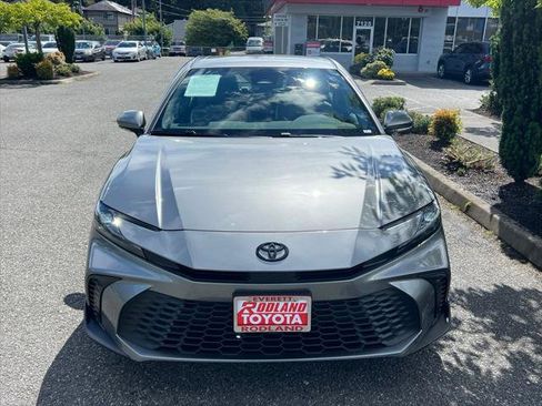 Certified 2026 Toyota Camry SE w/ Convenience Package FWD image 5