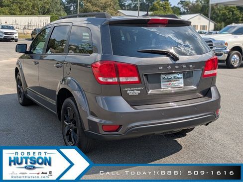Used 2019 Dodge Journey SE w/ Premium Group image 8