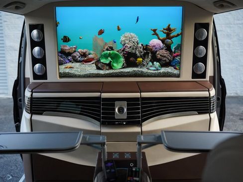 Used 2020 Mercedes-Benz Metris Passenger image 39