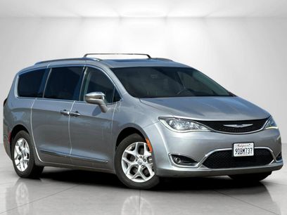 Used 2020 Chrysler Pacifica Limited