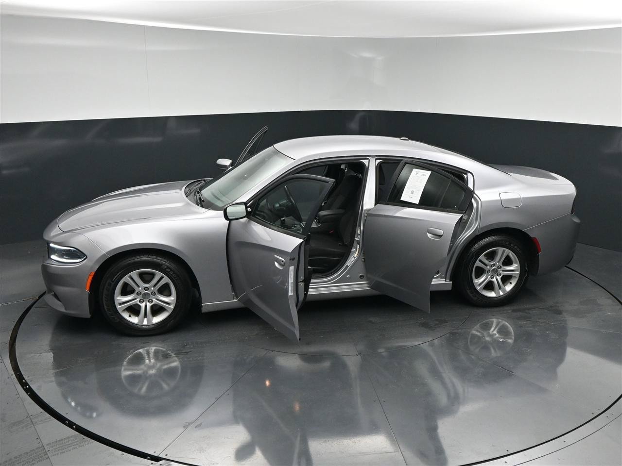 Used 2016 Dodge Charger SE w/ Popular Equipment Group RWD image 36