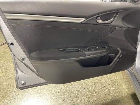 Used 2018 Honda Civic Si image 17