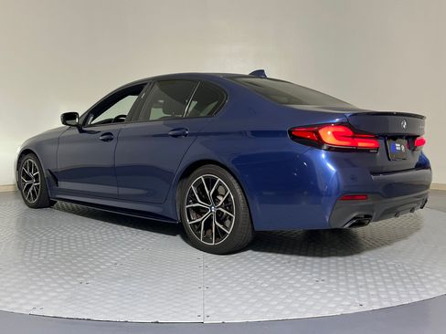Used 2022 BMW 540i w/ M Sport Package image 3