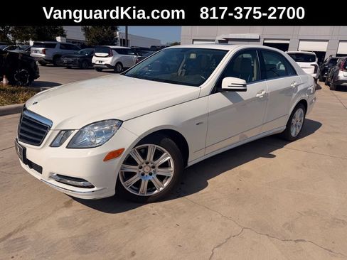 Used 2012 Mercedes-Benz E 350 BlueTEC Sedan image 1