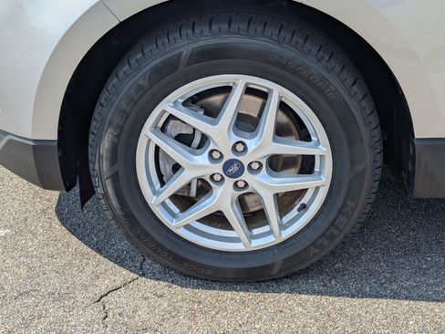Used 2022 Ford Edge SEL AWD/4WD image 13