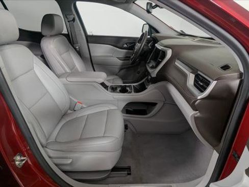 Used 2023 GMC Acadia SLT image 23