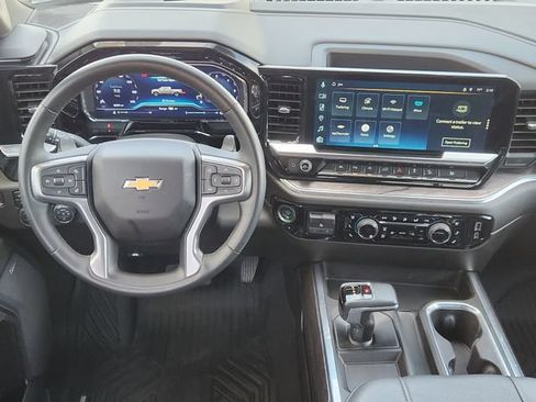 Used 2024 Chevrolet Silverado 1500 LTZ AWD/4WD image 24