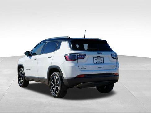 Used 2022 Jeep Compass Limited image 5