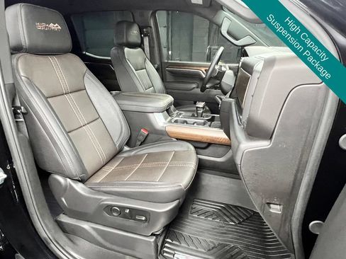 Used 2026 Chevrolet Silverado 1500 High Country w/ High Country Premium Package AWD/4WD image 8