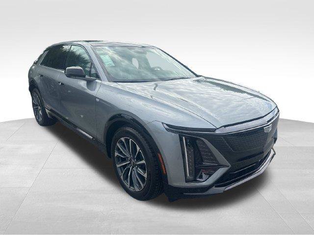 New 2027 Cadillac Lyriq Sport RWD image 8