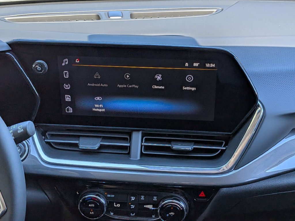 New 2026 Chevrolet Trax ACTIV w/ Driver Confidence Package FWD image 20