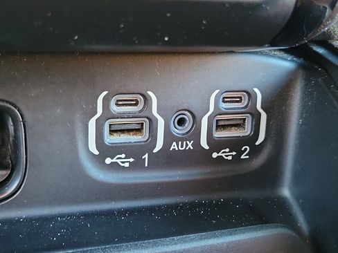 Used 2020 RAM 1500 Limited image 24