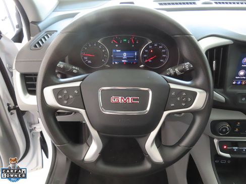 Used 2024 GMC Terrain SLE AWD/4WD image 16