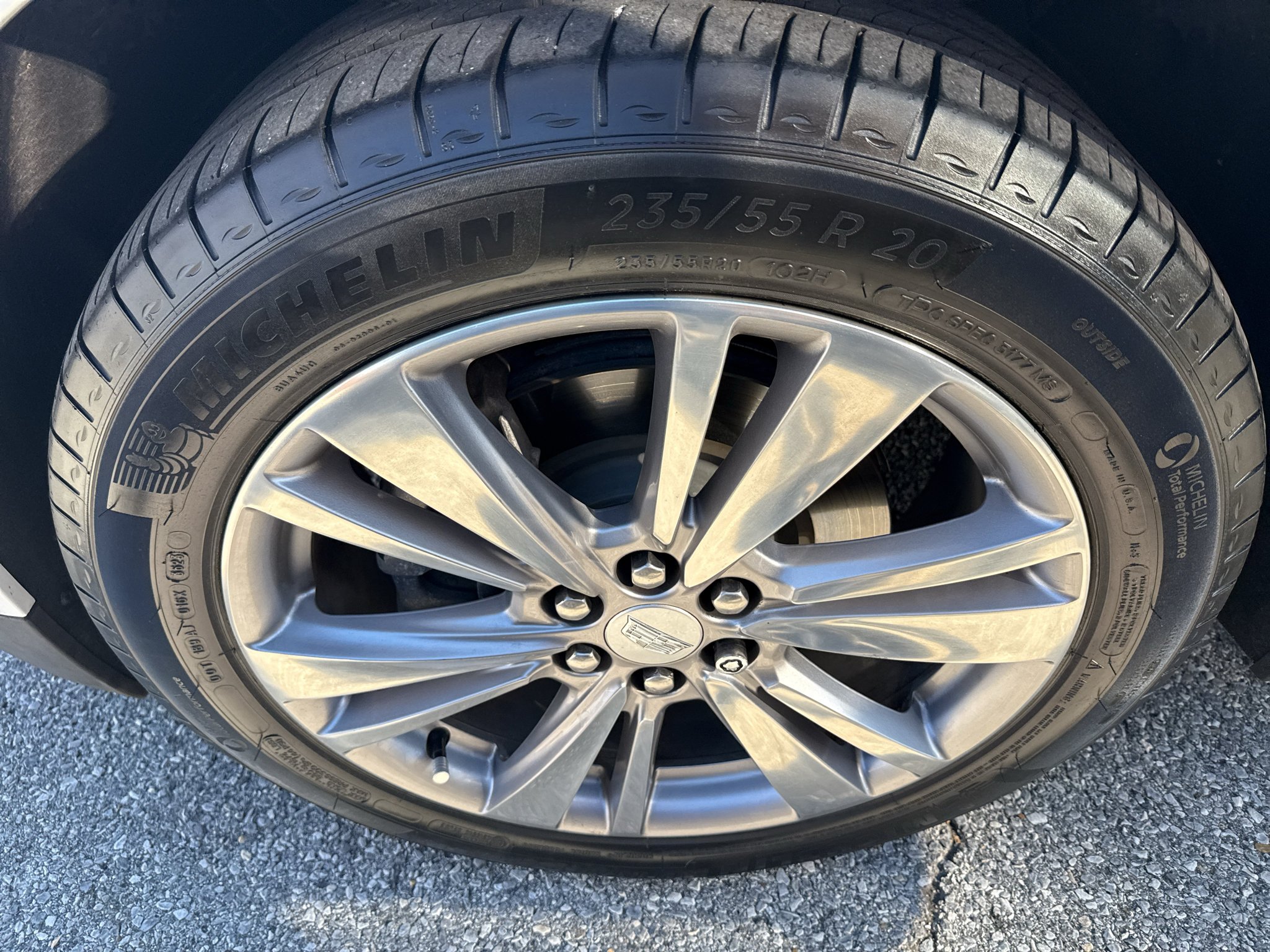 Used 2024 Cadillac XT5 Premium Luxury FWD image 9