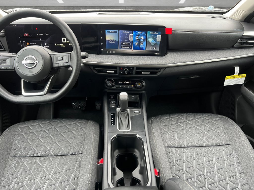 New 2027 Nissan Kicks SV FWD image 4