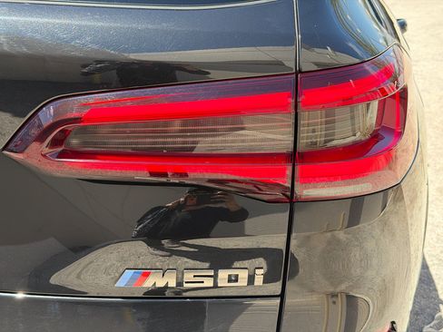 Used 2023 BMW X5 M50i w/ Climate Comfort Package AWD/4WD image 29