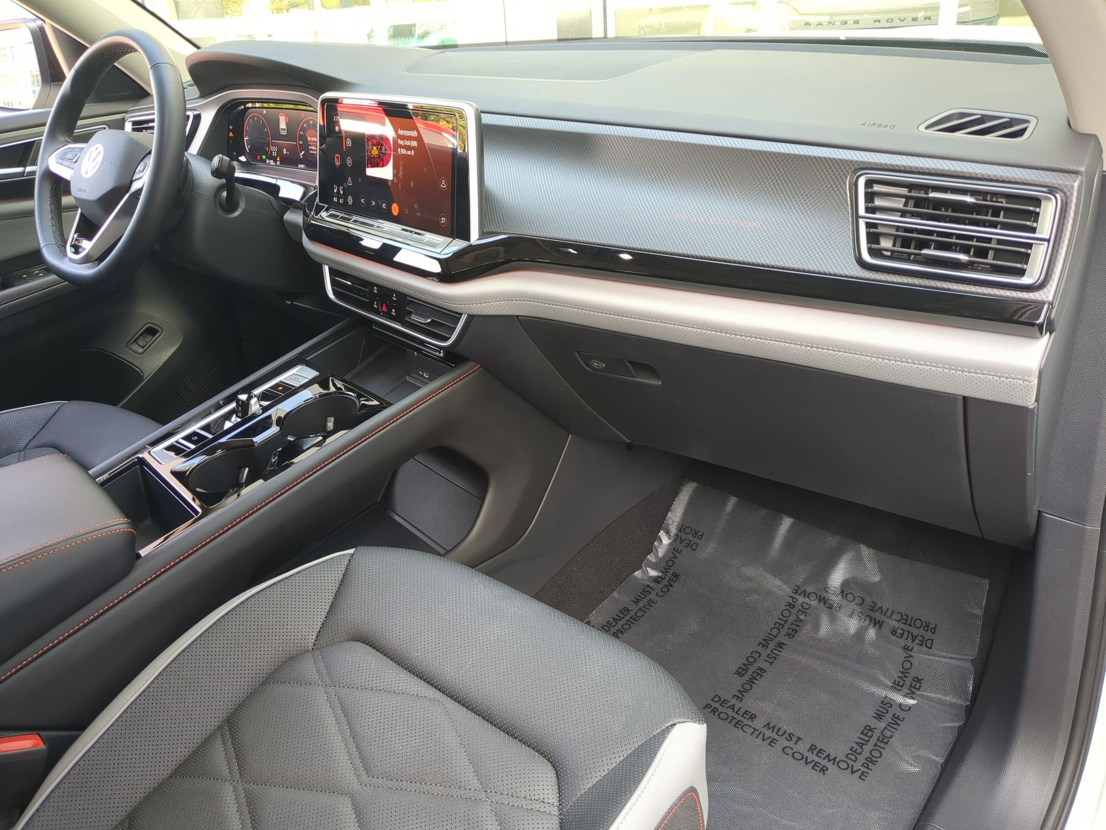 Used 2024 Volkswagen Atlas Peak Edition SE AWD/4WD image 34