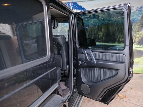 Used 2014 Mercedes-Benz G 550 image 31