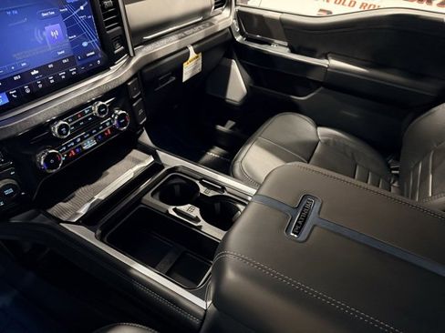 New 2025 Ford F350 Platinum image 29