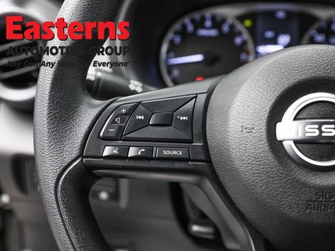 Used 2023 Nissan Kicks S image 15