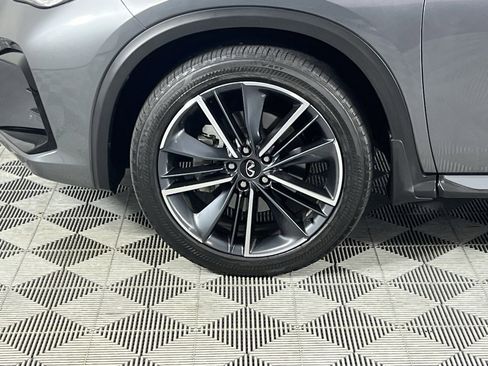 Used 2024 INFINITI QX50 Sport image 12