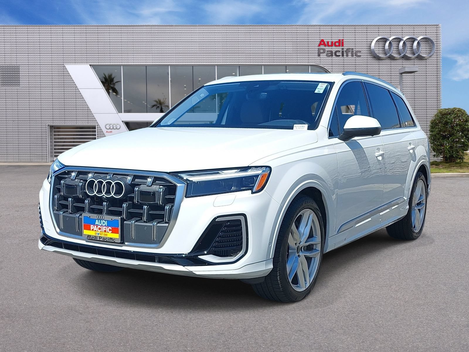Used 2025 Audi Q7 3.0T Premium Plus AWD/4WD image 1
