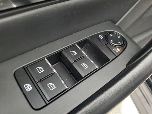 Used 2024 MAZDA CX-90 Plug-In Hybrid w/ Preferred AWD/4WD image 21