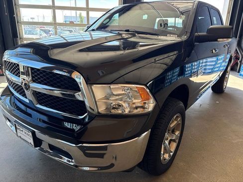 Used 2015 RAM 1500 Classic SLT w/ Luxury Group AWD/4WD image 6