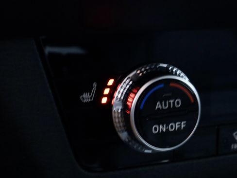 New 2026 Mitsubishi Outlander SE image 27