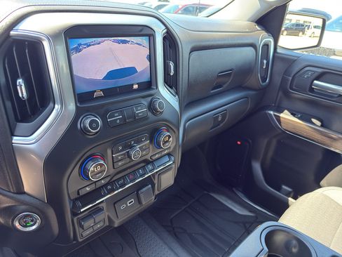 Used 2019 Chevrolet Silverado 1500 RST AWD/4WD image 22