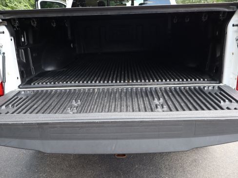 Used 2019 Ford F250 Lariat w/ Lariat Value Package AWD/4WD image 60