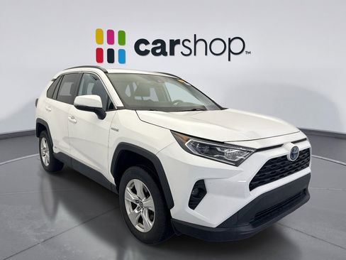 Used 2021 Toyota RAV4 XLE w/ Convenience Package AWD/4WD image 7