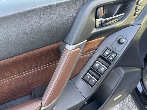 Used 2017 Subaru Forester 2.5i Touring image 14