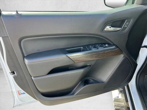 Used 2019 GMC Canyon Denali image 8