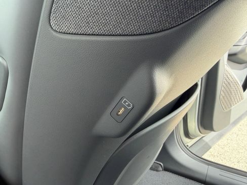 Used 2024 Kia EV9 Light Long Range image 47