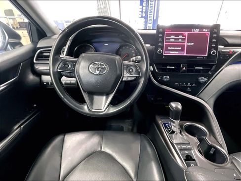 Used 2024 Toyota Camry XSE FWD image 17