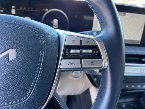 Certified 2023 Kia Telluride SX image 19