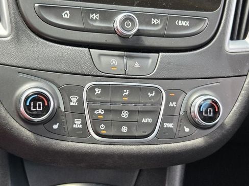 Used 2024 Chevrolet Malibu LT FWD image 26
