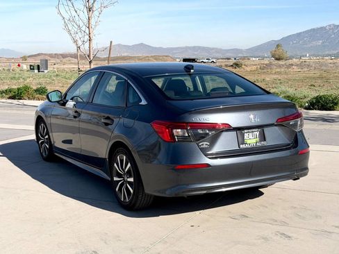 Used 2023 Honda Civic EX image 7