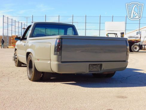 Used 1989 Chevrolet Silverado 3500 2WD Regular Cab image 37