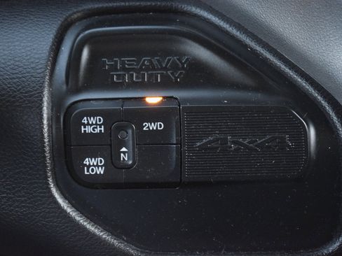 Used 2024 RAM 2500 Laramie w/ Night Edition image 17