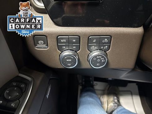 Used 2023 GMC Sierra 1500 SLT w/ SLT Premium Package image 13