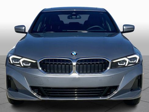 Used 2025 BMW 330i Sedan image 3